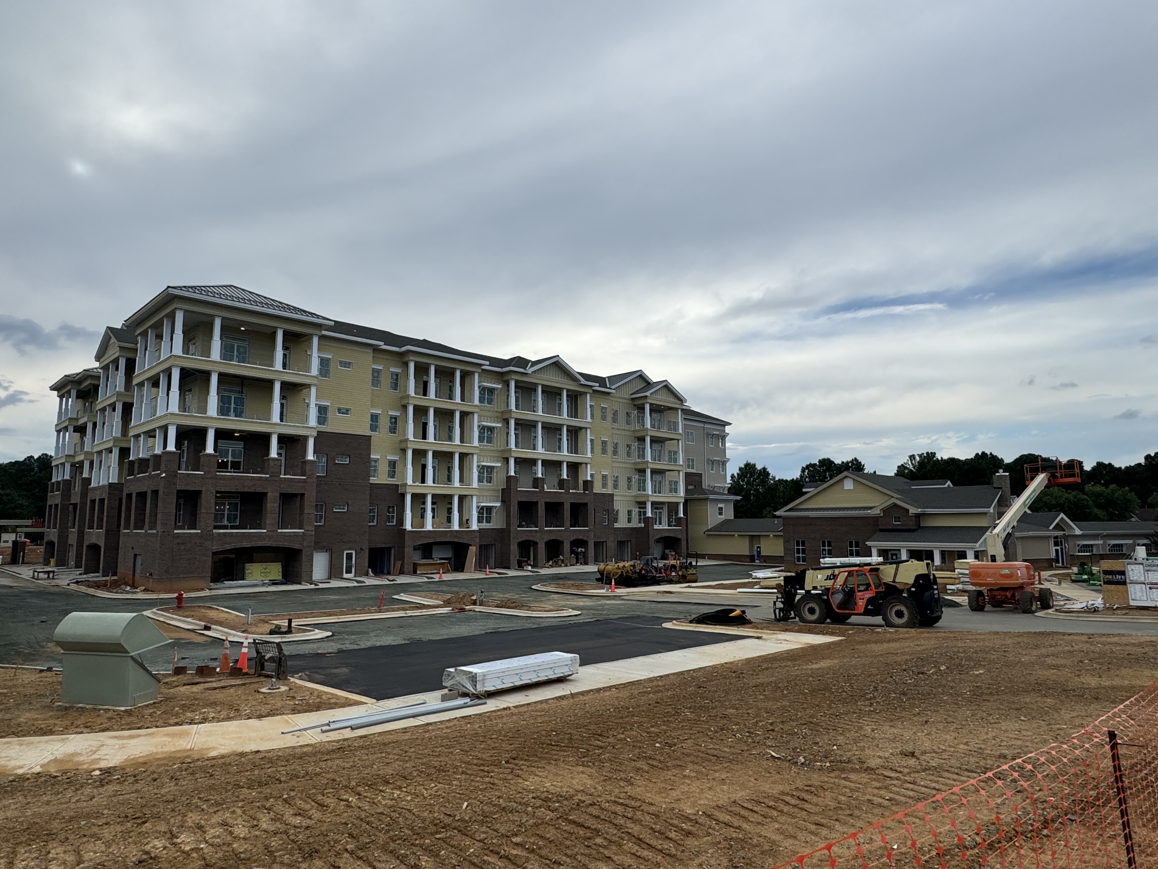 Twin Lakes Stockton Apartments - VDC Management Residential Project Elon NC